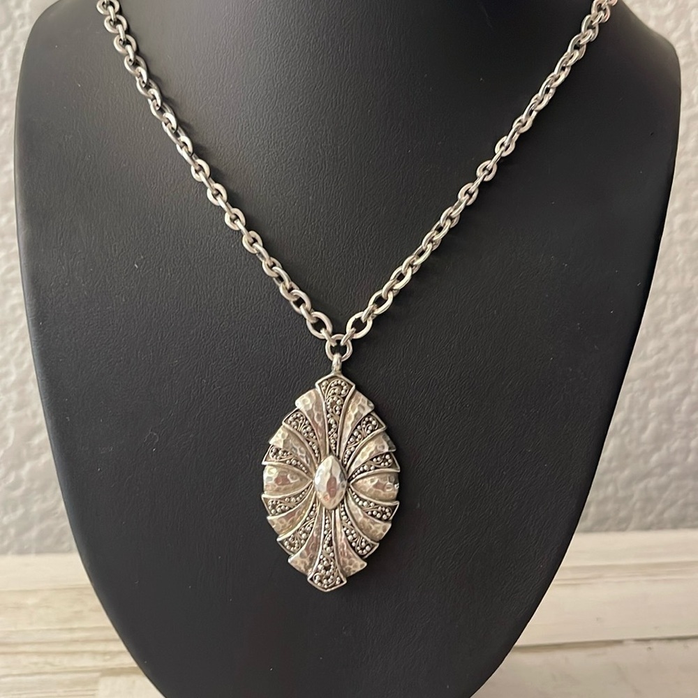 Lois Hill Sterling Silver Large Filigree Hammered Pendant Necklace 925 Bali